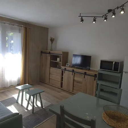 - 5 Pers. Arâches